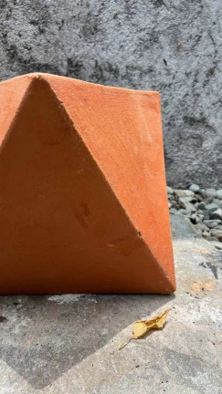 Maceta Abstracta - Image 3